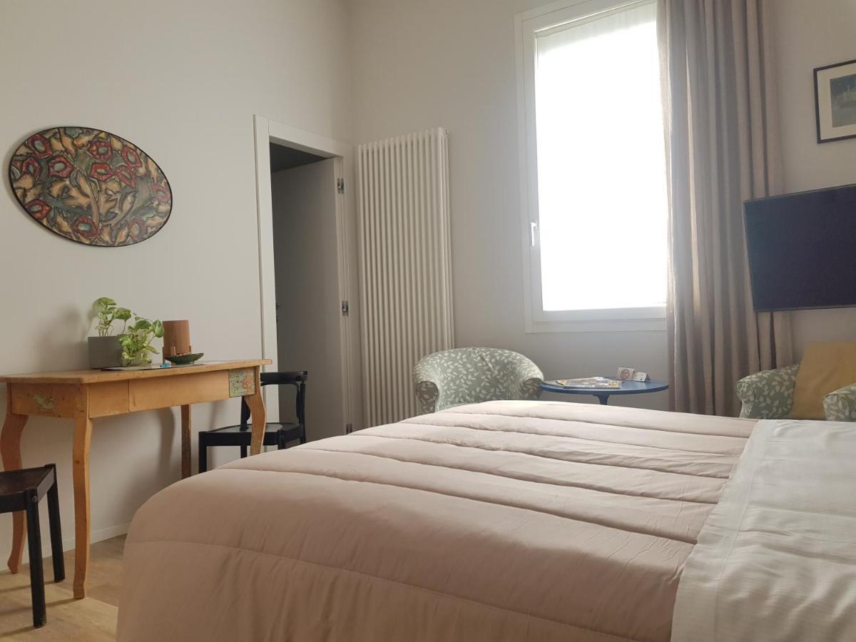Nuova Porta Dei Musicisti - Locazione Turistica Hotel Verona Luaran gambar