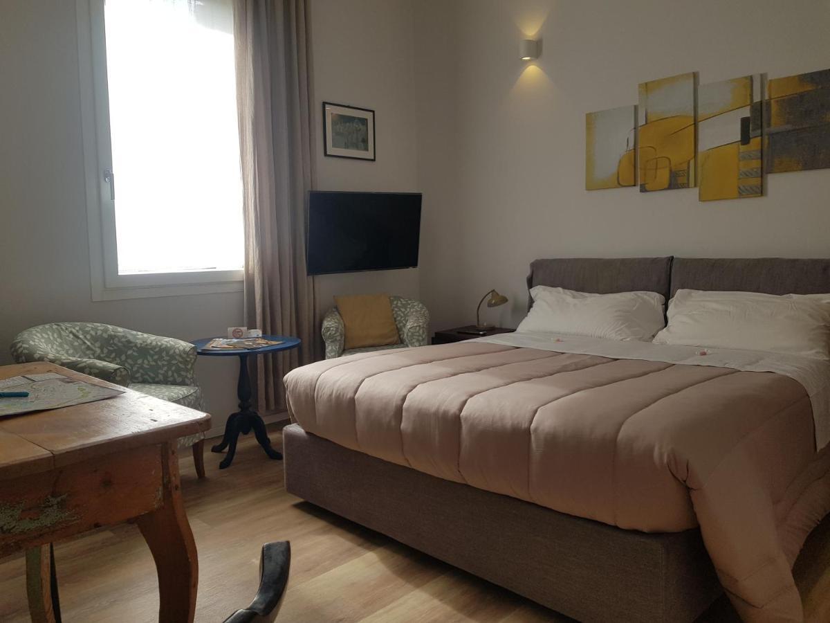 Nuova Porta Dei Musicisti - Locazione Turistica Hotel Verona Luaran gambar